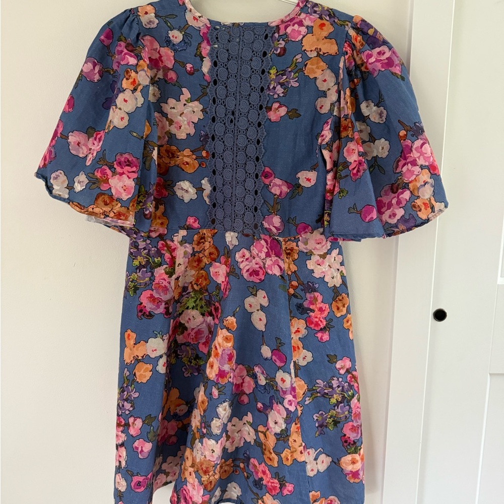 Bytimo blue floral dress with flutter sleeves size S - Picture 2 of 7